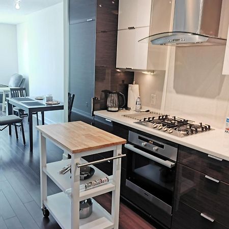 Relocation Special -Kits Garden View Condo 溫哥華 外观 照片