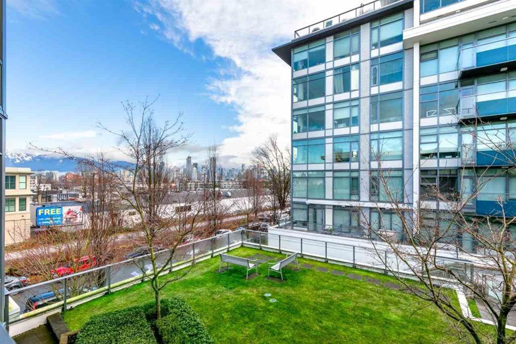 Relocation Special -Kits Garden View Condo 溫哥華 外观 照片