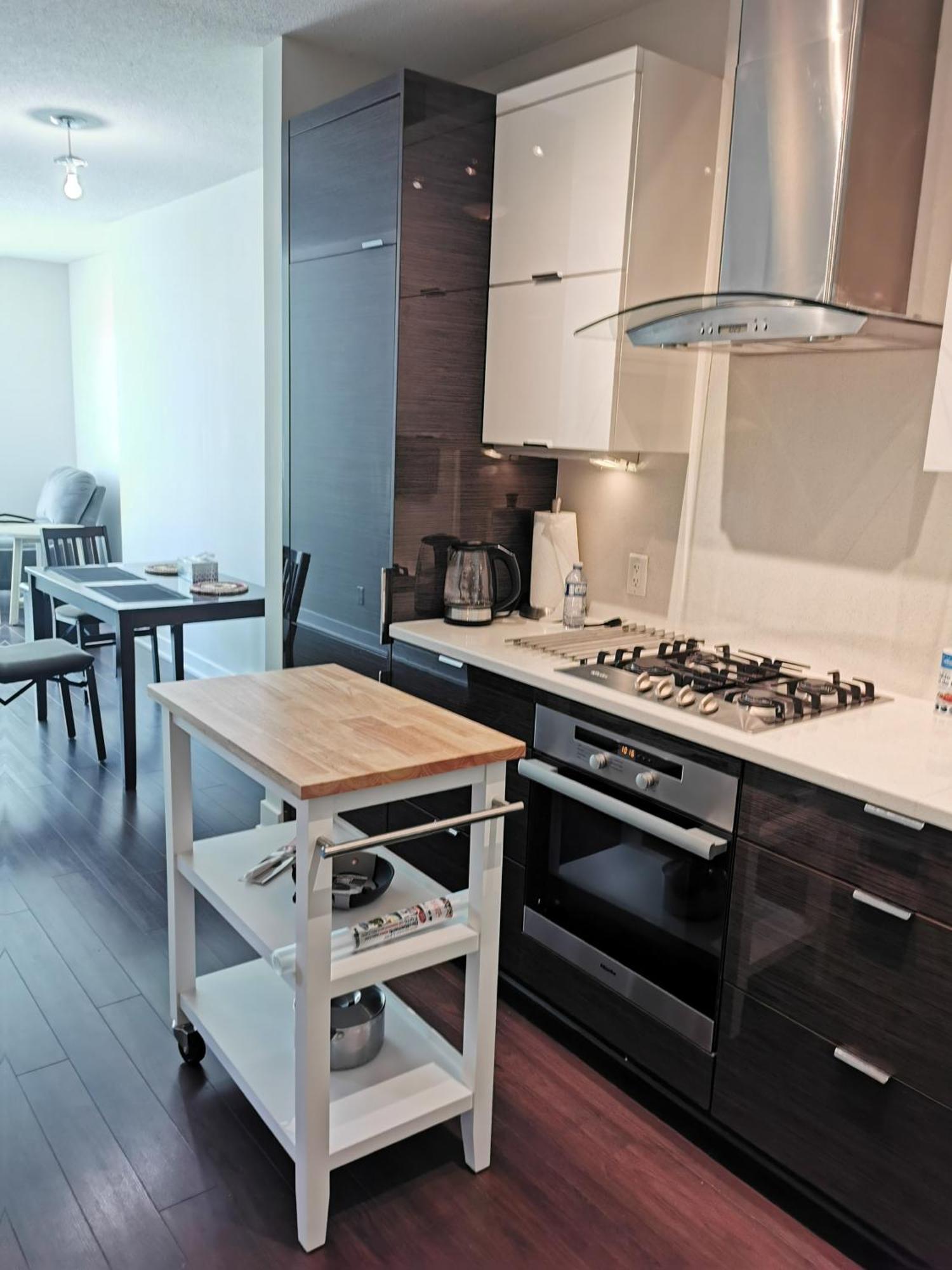 Relocation Special -Kits Garden View Condo 溫哥華 外观 照片