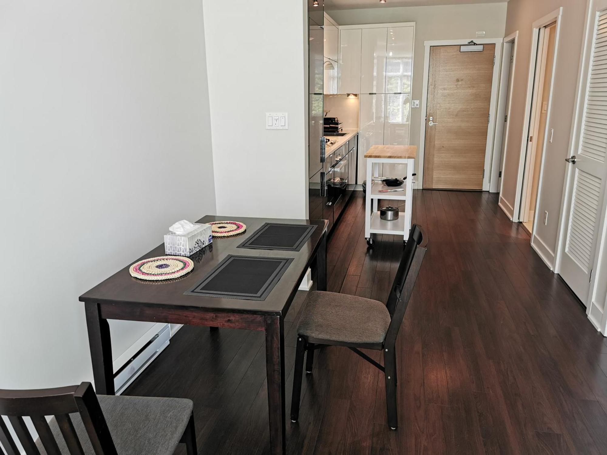 Relocation Special -Kits Garden View Condo 溫哥華 外观 照片